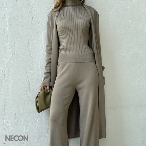 Hannah Kiwi™ | Three-Piece Set