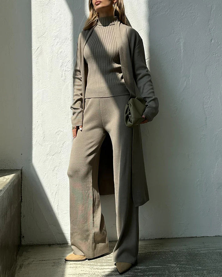 Hannah Kiwi™ | Three-Piece Set